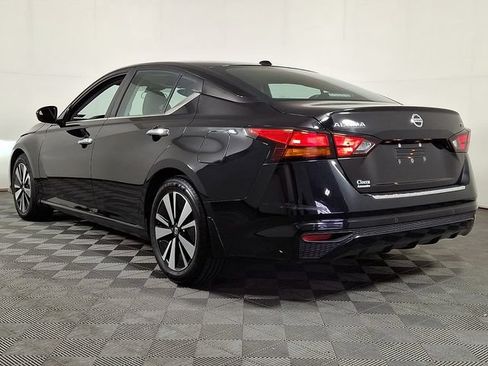 Used 2021 Nissan Altima 2.5 SV FWD image 7