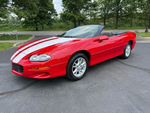 Used 2000 Chevrolet Camaro LT RWD image 13