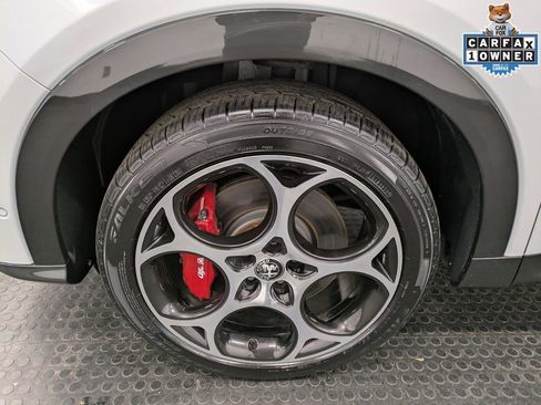 Used 2024 Alfa Romeo Tonale Veloce image 7