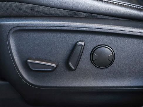 Used 2025 Ford Escape ST-Line w/ Equipment Group 301A image 21