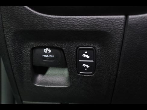 Used 2023 RAM 1500 Big Horn AWD/4WD image 16
