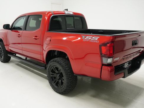 Used 2021 Toyota Tacoma SR w/ SR Convenience Package RWD image 5