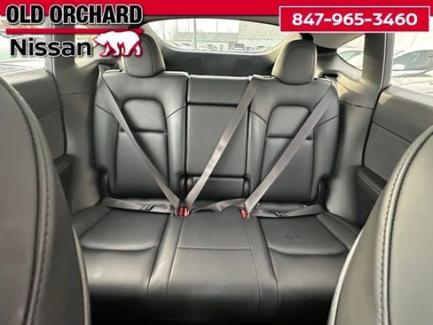 Used 2021 Tesla Model Y Performance image 9