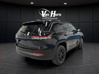 New 2026 Jeep Grand Cherokee Altitude