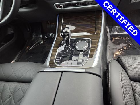 Used 2023 BMW X5 xDrive45e w/ Luxury Seating Package image 17