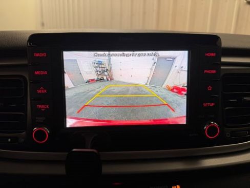 Used 2019 Kia Rio S image 9