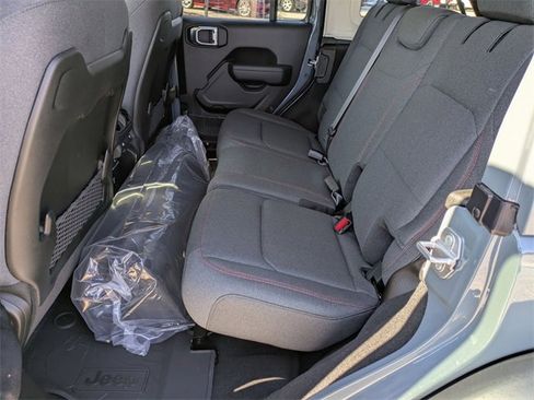 New 2026 Jeep Wrangler Unlimited Rubicon image 27