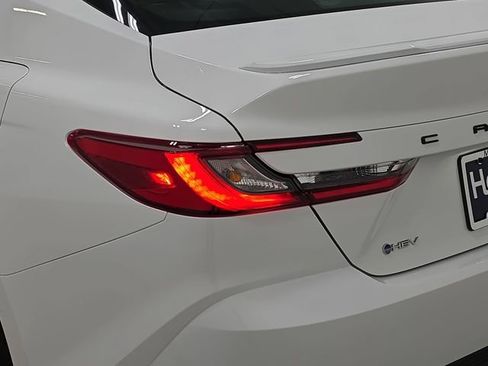 Certified 2025 Toyota Camry SE w/ Convenience Package image 34