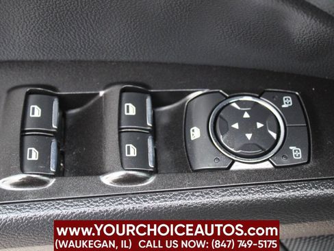 Used 2017 Ford Fusion SE image 32