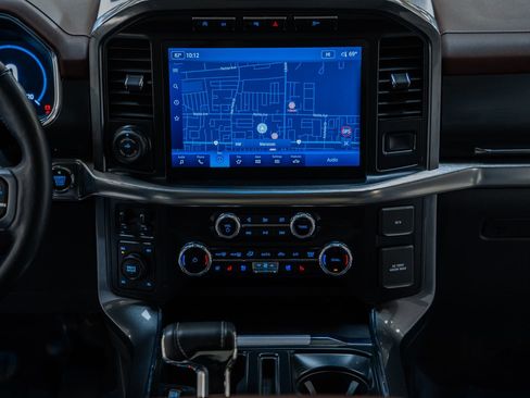 Certified 2023 Ford F150 Lariat w/ Equipment Group 502A High image 29