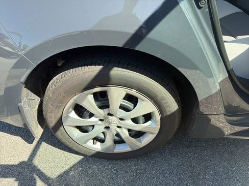 Used 2025 Toyota Corolla LE image 15