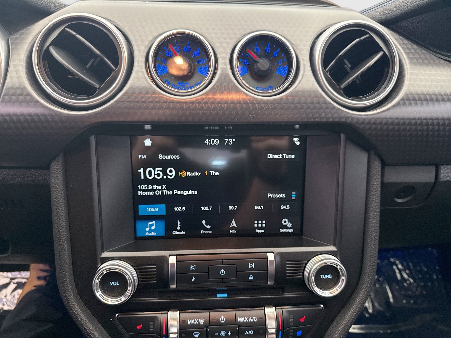 Used 2018 Ford Mustang GT Premium w/ GT Performance Package RWD image 15