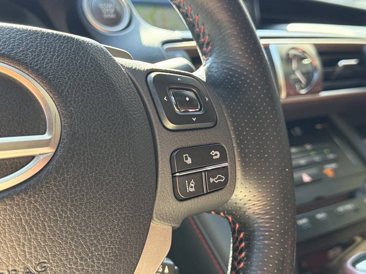 Used 2017 Lexus IS 350 F Sport w/ F Sport Package RWD image 40