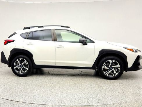 Used 2024 Subaru Crosstrek 2.0i Premium AWD/4WD image 4
