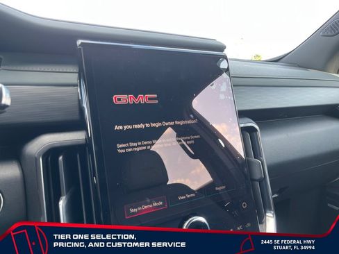 New 2026 GMC Acadia AT4 w/ Luxury Package AWD/4WD image 31