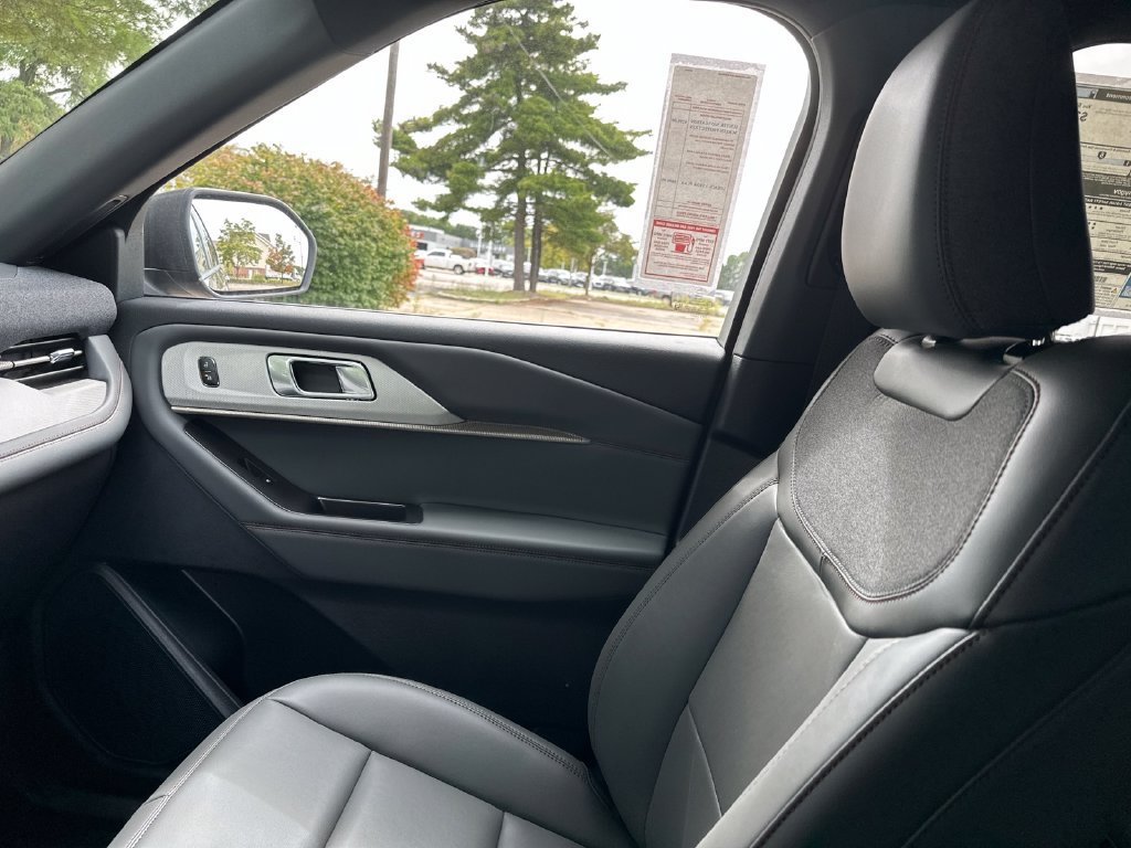 New 2027 Ford Explorer Active w/ Active Comfort Package AWD/4WD image 18