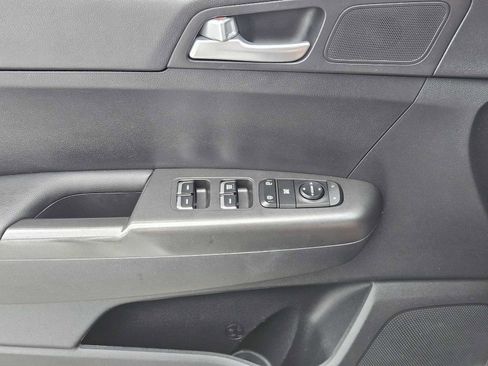 Used 2022 Kia Sportage LX FWD image 20