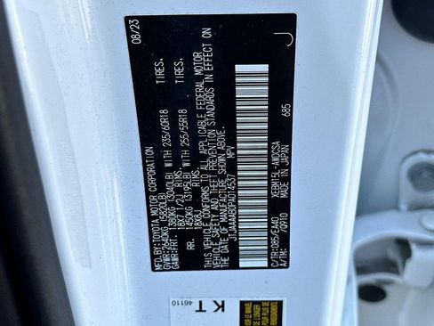 Used 2023 Lexus RZ 450e Premium w/ Technology Package image 21