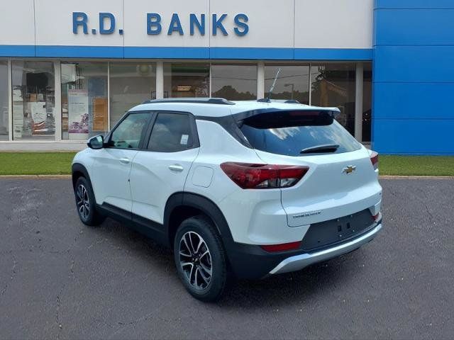 New 2026 Chevrolet TrailBlazer LT w/ Convenience Package FWD image 3