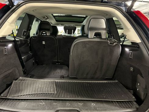 Used 2023 Volvo XC90 T8 Plus w/ Protection Package Premier AWD/4WD image 27