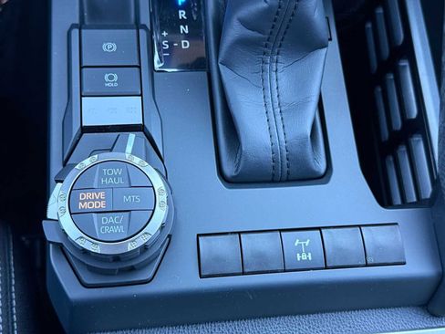 New 2025 Toyota Tacoma TRD Off-Road image 20