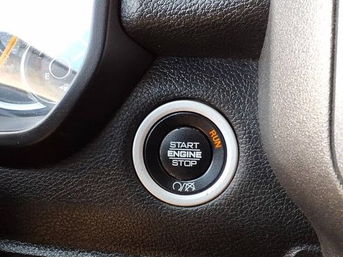 Used 2020 RAM 2500 Tradesman AWD/4WD image 21