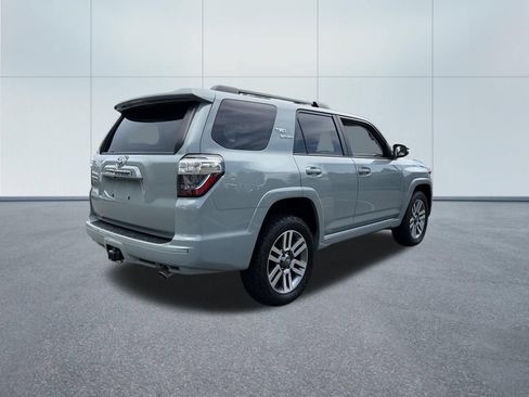 Used 2022 Toyota 4Runner TRD Sport w/ Technology Package AWD/4WD image 5