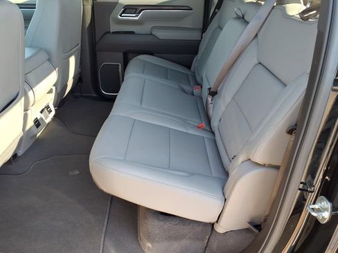 Used 2025 GMC Sierra 1500 SLT RWD image 13