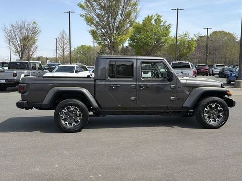 New 2026 Jeep Gladiator Sport image 13