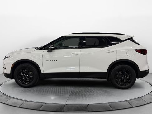Used 2023 Chevrolet Blazer LT w/ Midnight/Sport Edition AWD/4WD image 3