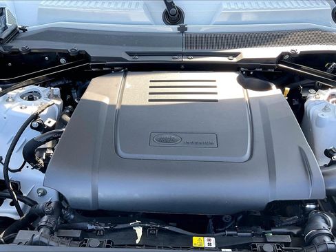 New 2026 Land Rover Defender 110 S AWD/4WD image 18