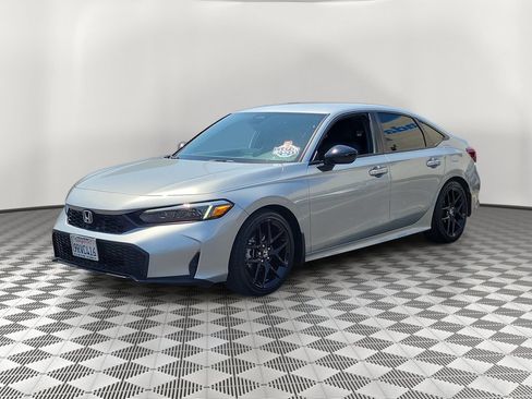 Certified 2025 Honda Civic Sport image 3