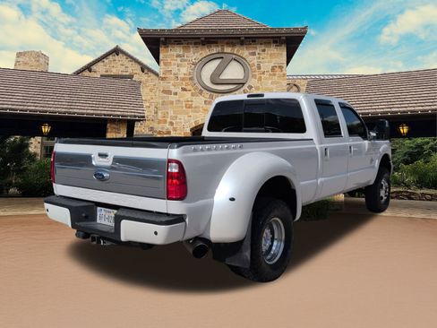 Used 2015 Ford F350 Platinum AWD/4WD image 2