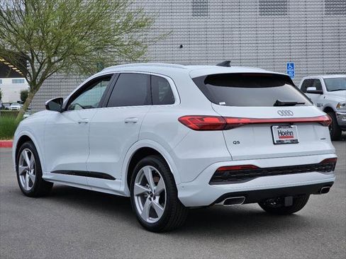New 2025 Audi Q5 Prestige image 9