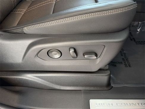 New 2026 Chevrolet Tahoe High Country image 22