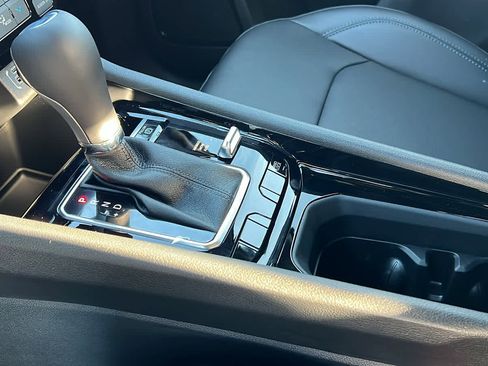 New 2026 Jeep Compass Limited image 13