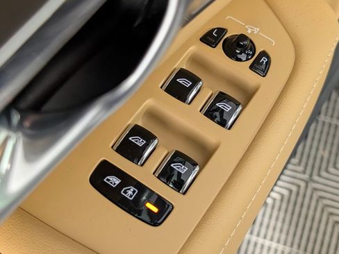 Used 2024 Volvo S90 B6 Ultimate image 26