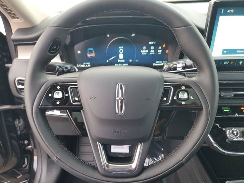 New 2026 Lincoln Corsair Premiere image 16