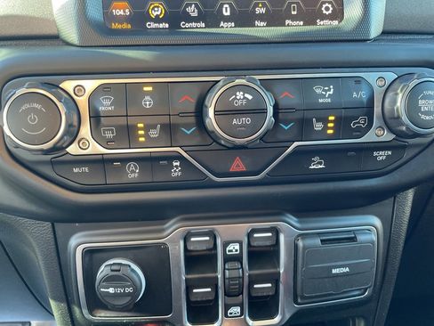 Used 2022 Jeep Gladiator Mojave w/ LED Lighting Group image 6