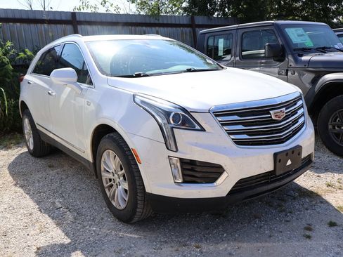 Used 2017 Cadillac XT5 FWD image 20