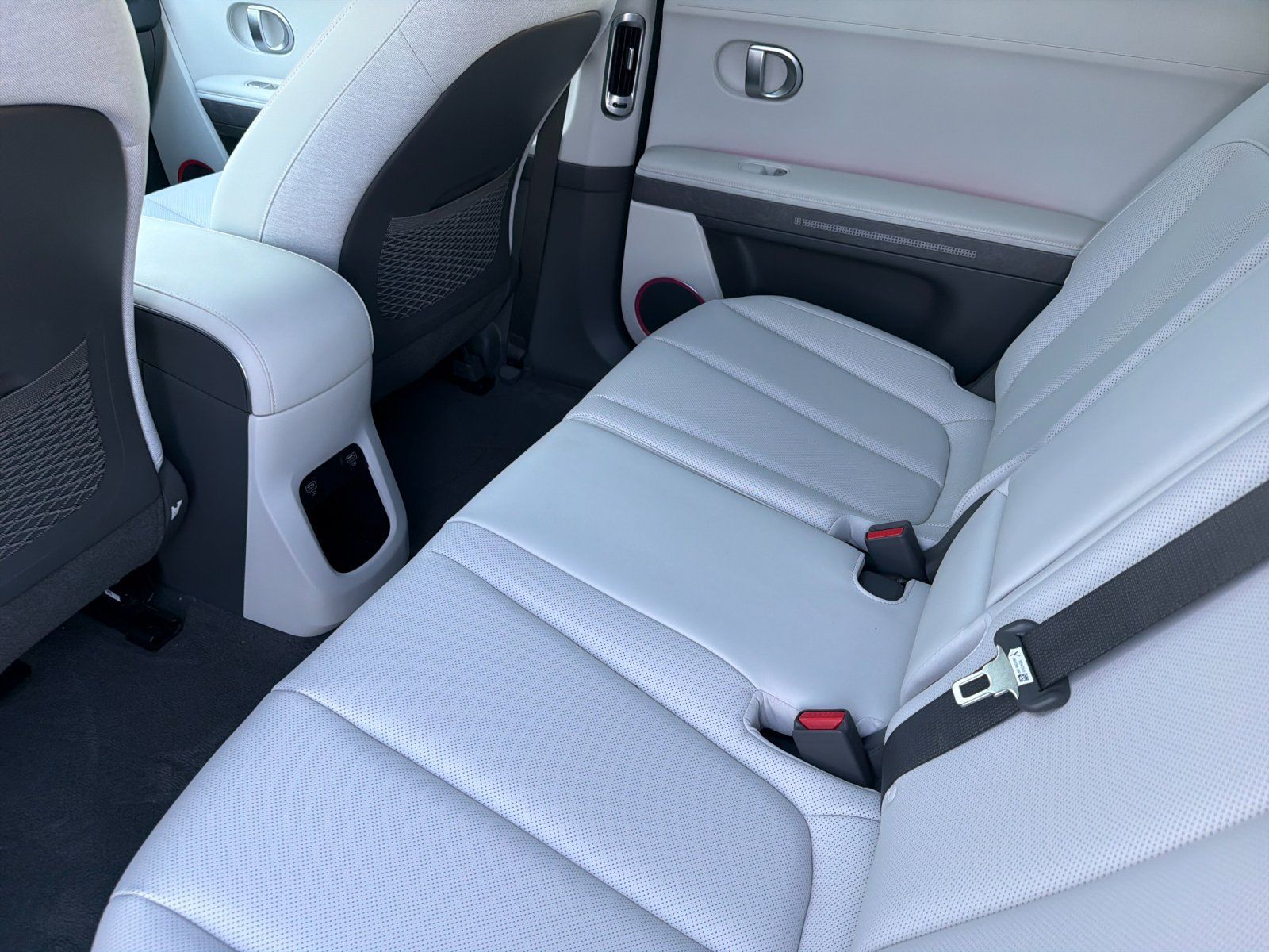 Certified 2024 Hyundai Ioniq 5 Limited RWD image 11