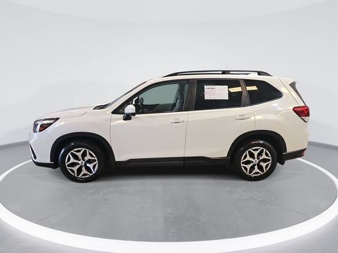 Used 2021 Subaru Forester Premium w/ Popular Package #1 AWD/4WD image 8