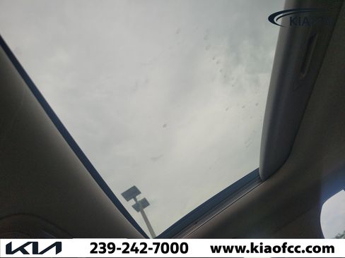 Certified 2022 Kia Telluride EX w/ EX Premium Package FWD image 31