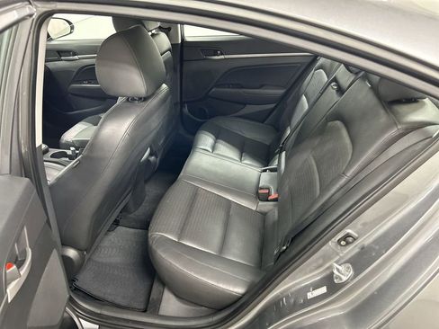 Used 2017 Hyundai Elantra Limited FWD image 19
