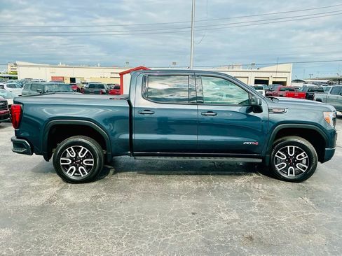 Used 2022 GMC Sierra 1500 AT4 w/ AT4 Premium Package AWD/4WD image 15