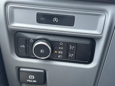 Used 2025 Ford F150 XLT w/ Equipment Group 301A Standard AWD/4WD image 28