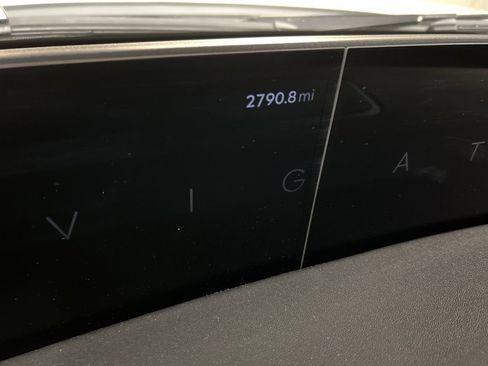 Used 2025 Lincoln Navigator Reserve image 26