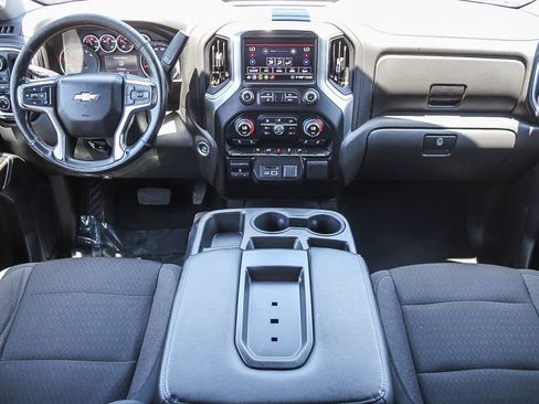 Used 2020 Chevrolet Silverado 1500 LT w/ Texas Edition image 15
