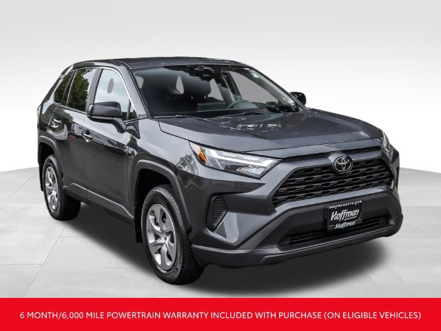 Used 2023 Toyota RAV4 LE AWD/4WD image 2