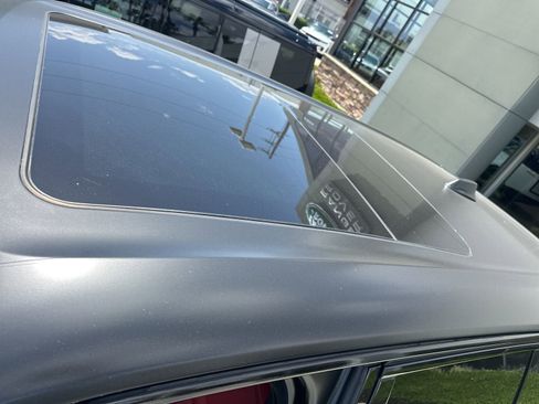 Used 2019 Rolls-Royce Cullinan AWD/4WD image 5